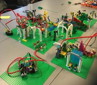 lego-play2